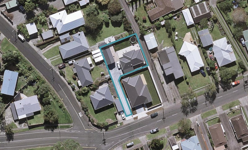 32 Wallath Road, Westown, New Plymouth - Carousel 1