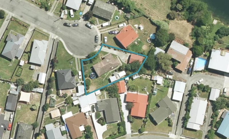 1 Henderson Street, Riversdale, Blenheim - Carousel 1