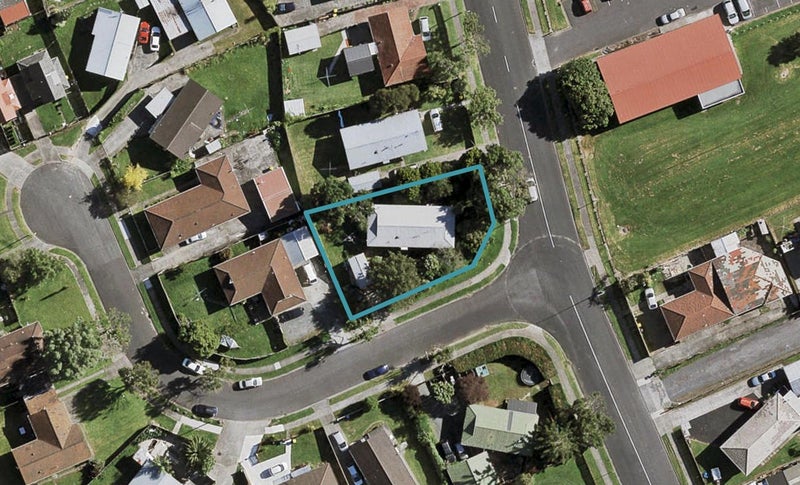 10 Inverell Avenue, Wiri, Auckland - Carousel 1