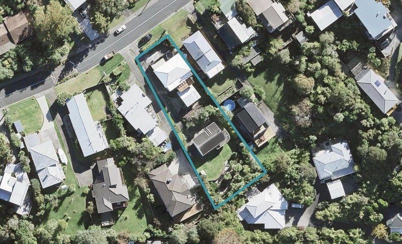 2/41 Woodlands Crescent, Browns Bay, Auckland - Carousel 1