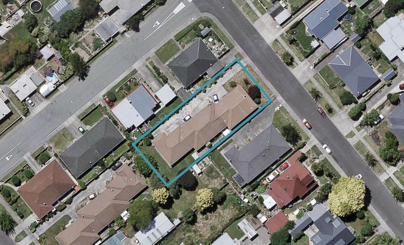 616 Avenue Road West, Saint Leonards, Hastings - Carousel 1