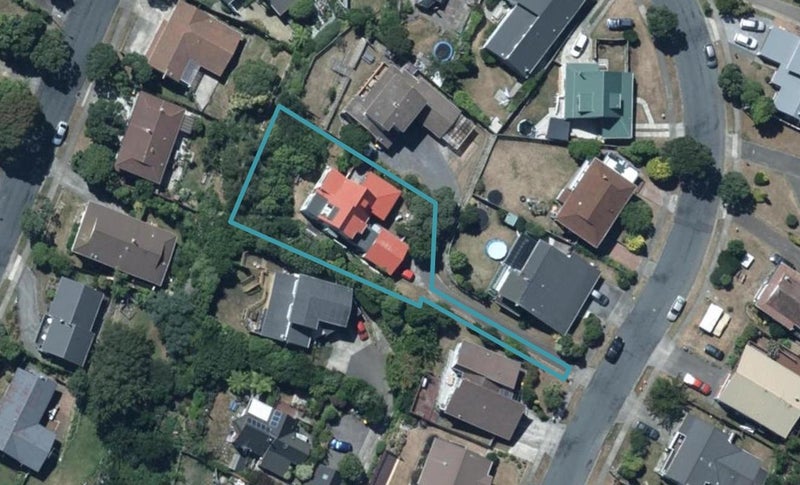 32 Mercury Way, Whitby, Porirua - Carousel 1