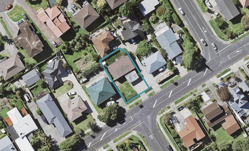 61 Bradbury Road, Botany Downs, Auckland - Carousel 1