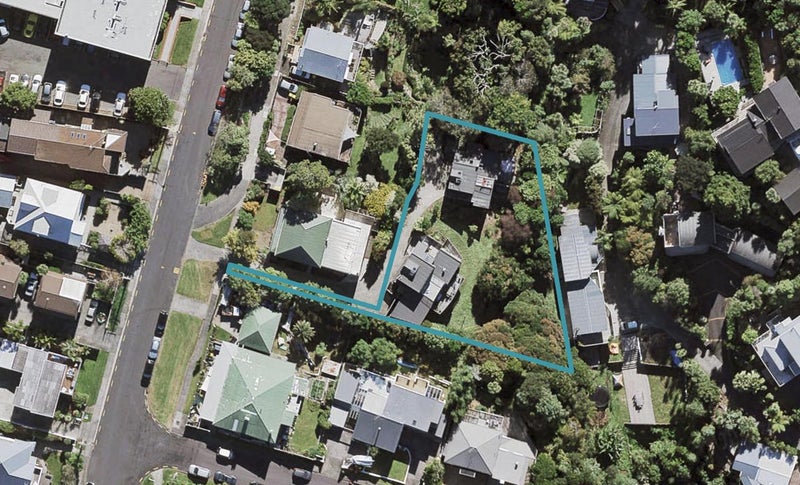 2/20A RAWENE RD, Birkenhead, Auckland - Carousel 1