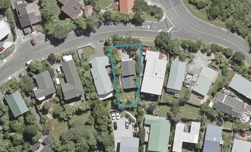 33 Harbour View Road, Harbour View, Lower Hutt - Carousel 1