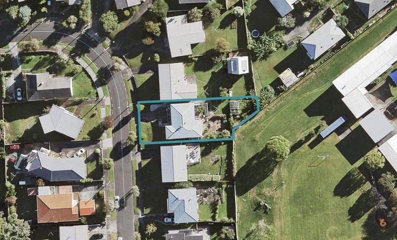 44 Peter Buck Road, New Windsor, Auckland - Carousel 1