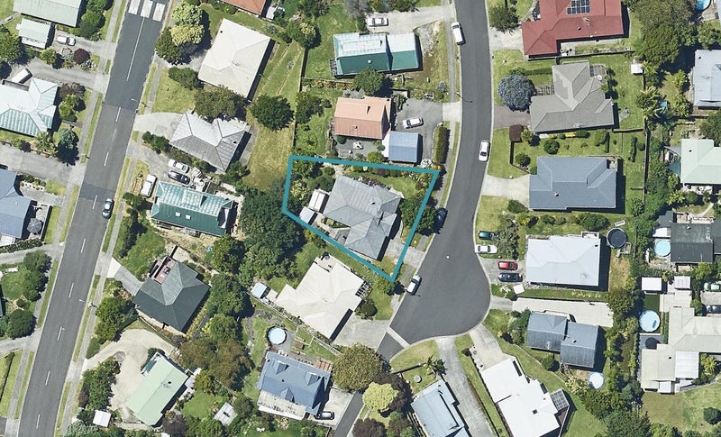 10 Tamworth Place, Gate Pa, Tauranga - Carousel 1