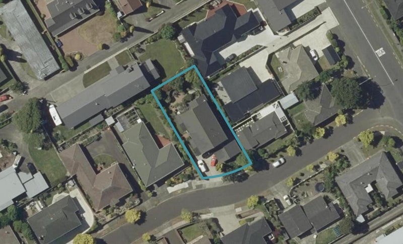 6 Redwood Grove, Hokowhitu, Palmerston North - Carousel 1