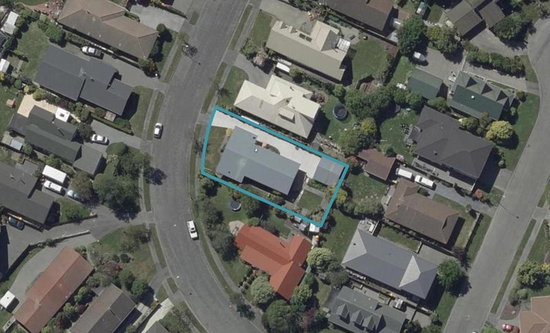 10 Townshend Crescent, Halswell, Christchurch - Carousel 1