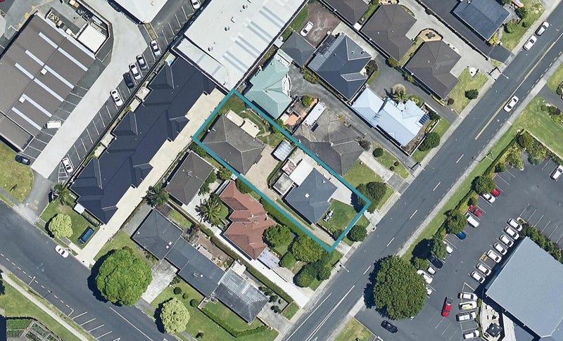 411 Devonport Road, Tauranga South, Tauranga - Carousel 1