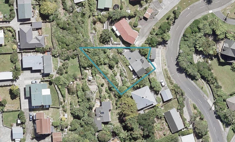 173 Miromiro Road, Normandale, Lower Hutt - Carousel 1