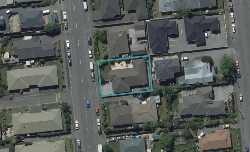11 Wharenui Road, Upper Riccarton, Christchurch - Carousel 1