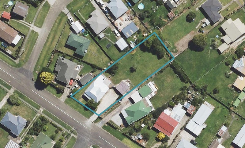 14 Huxley Road, Outer Kaiti, Gisborne - Carousel 1