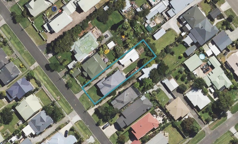 209 Clifford Street, Whataupoko, Gisborne - Carousel 1