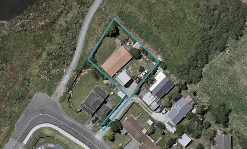 3 Manawa Avenue, Raumati Beach, Paraparaumu - Carousel 1
