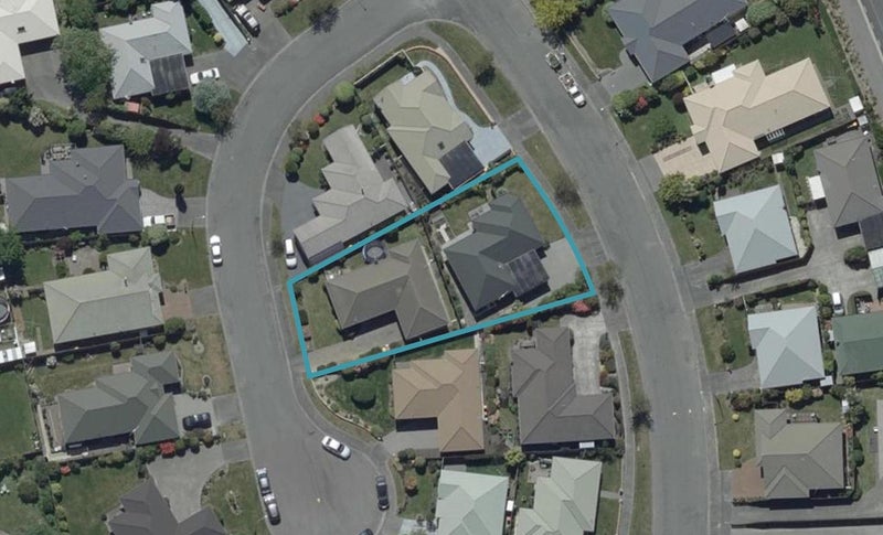 5 Mull Place, Broomfield, Christchurch - Carousel 1