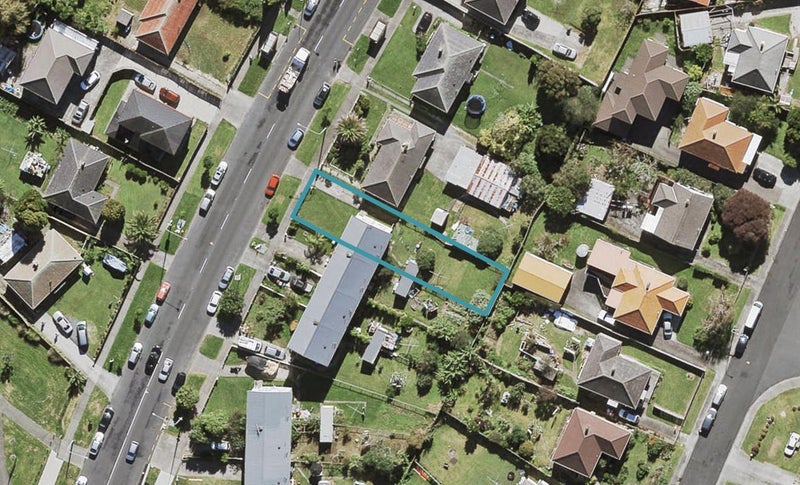 720 Sandringham Extension, MOUNT ROSKILL, AUCKLAND - Carousel 1