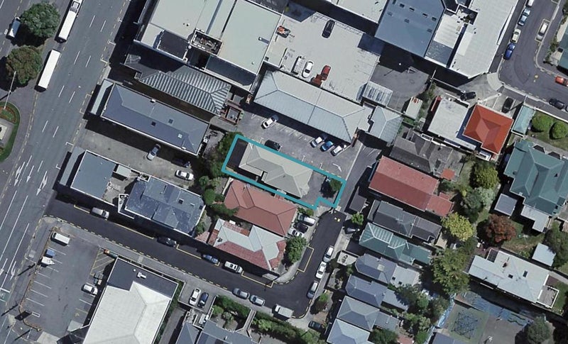 7 Edge Hill, Mount Victoria, Wellington - Carousel 1