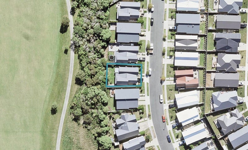 33 Cape Cod Drive, Gulf Harbour, Whangaparaoa - Carousel 1