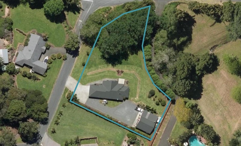 5 Northcroft Drive, Whangarei - Carousel 1