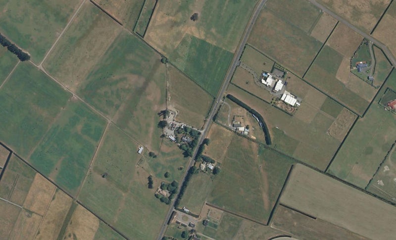 900 Springs Road, Christchurch - Carousel 1