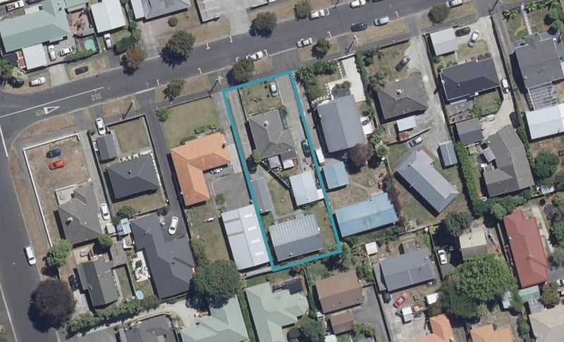 6A Bains Avenue, Hamilton East, Hamilton - Carousel 1