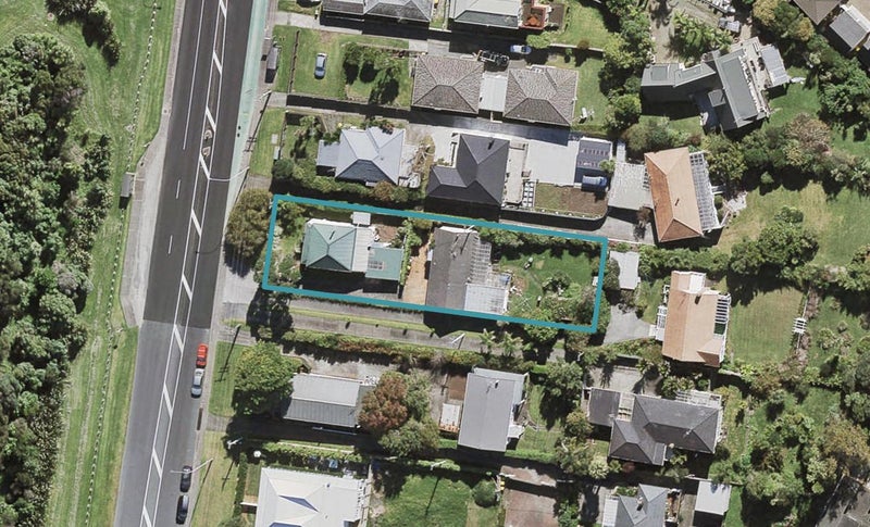 1/259 Glenfield Road, Hillcrest, Auckland - Carousel 1