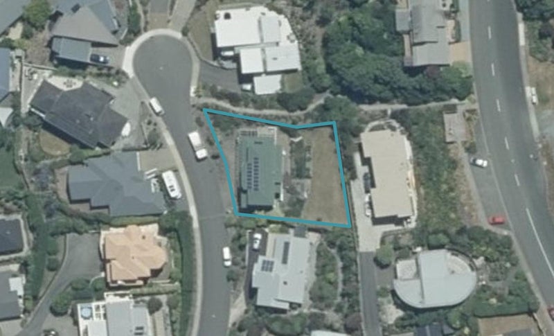 14 Commodore Place, Britannia Heights, Nelson - Carousel 1