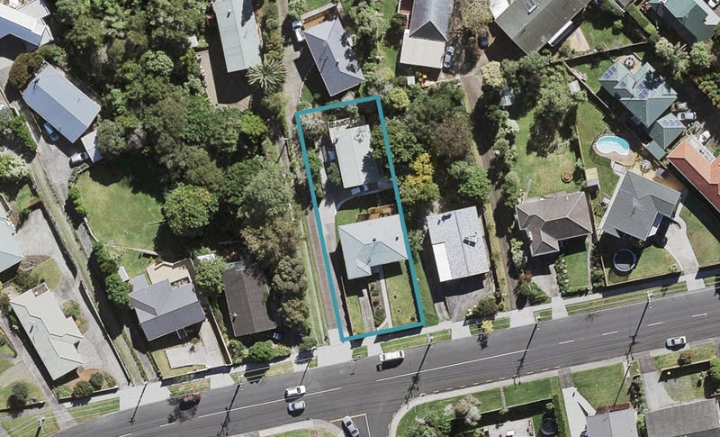1/92 Coronation Road, Hillcrest, Auckland - Carousel 1