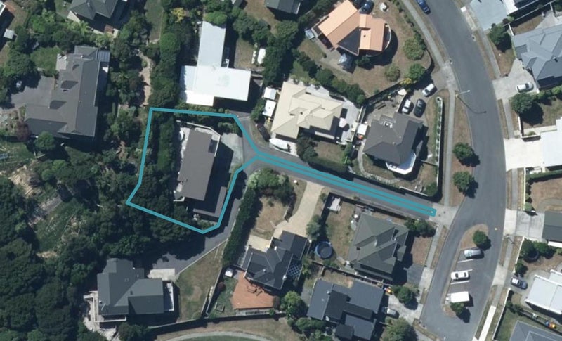 32 Pendennis Point, Camborne, Porirua - Carousel 1