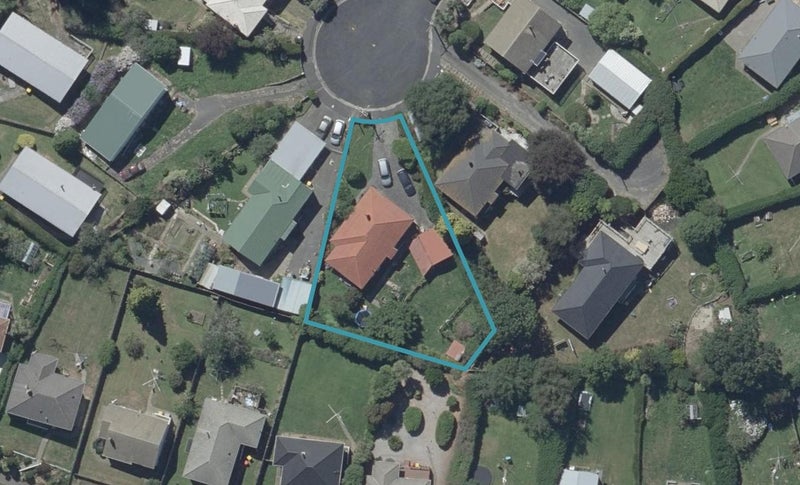 9 Thesis Street, Halfway Bush, Dunedin - Carousel 1