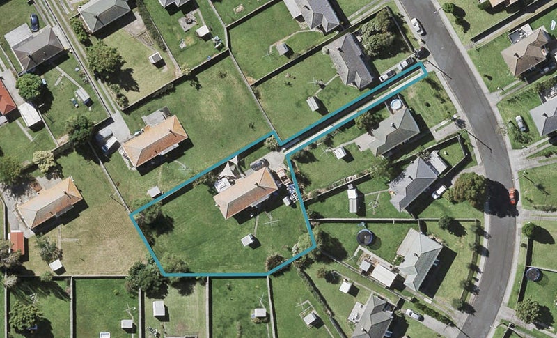 6 Plymouth Crescent, Bayswater, Auckland - Carousel 1