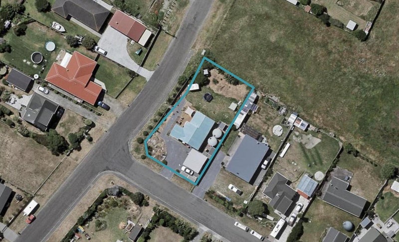 2 Brendan Drive, Te Horo Beach - Carousel 1