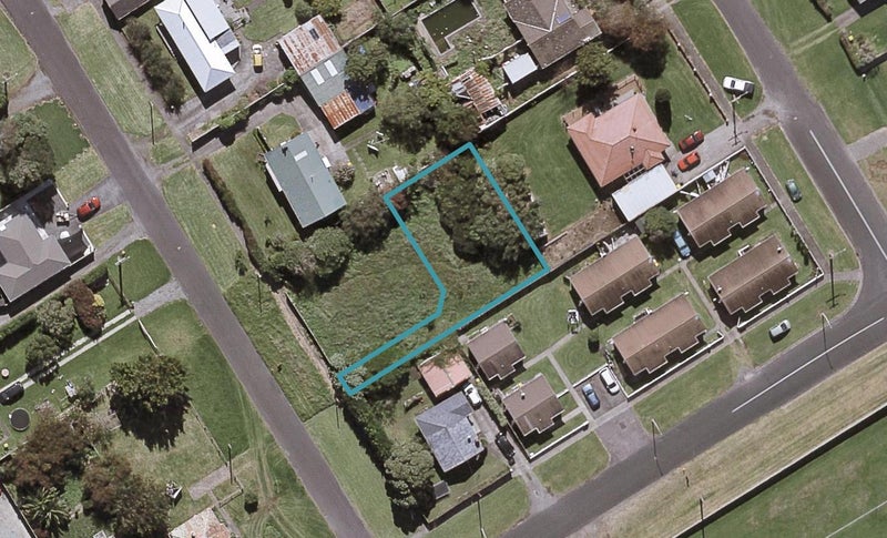 4 Ihaia Street, Waitara, Waitara - Carousel 1