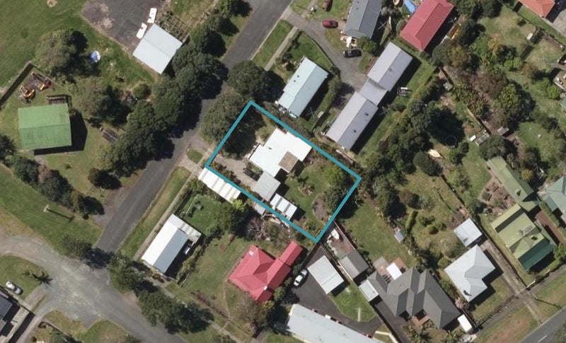 19 Whimp Avenue, Onerahi, Whangarei - Carousel 1