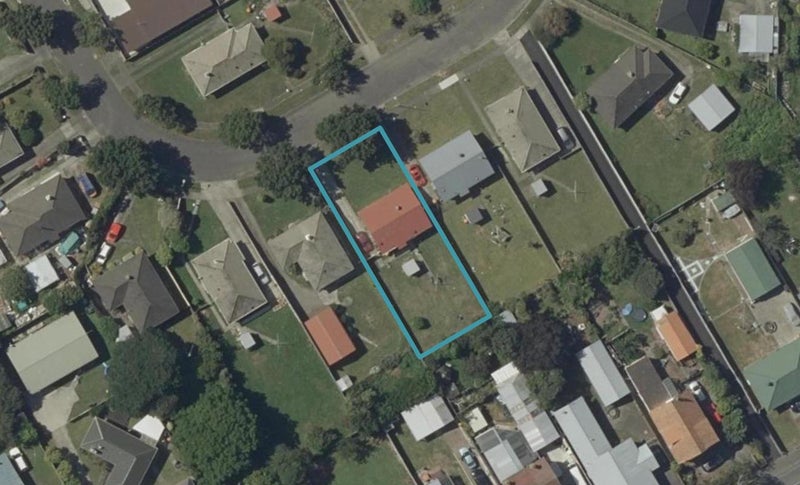 37 Exeter Crescent, Takaro, Palmerston North - Carousel 1