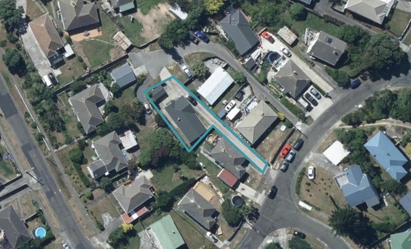 11A Chaffey Crescent, Titahi Bay, Porirua - Carousel 1