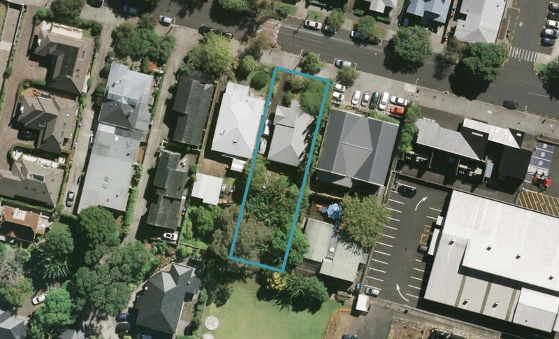 8 Seccombes Road, Epsom, Auckland - Carousel 1