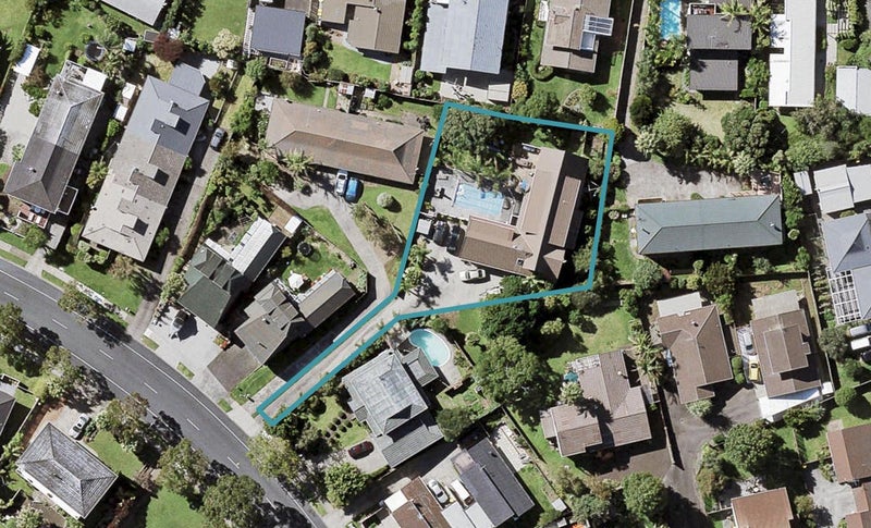 7 Bramley Drive, Farm Cove, Auckland - Carousel 1