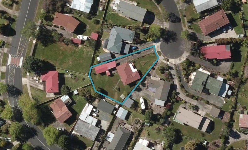 8 Montague Place, Onerahi, Whangarei - Carousel 1
