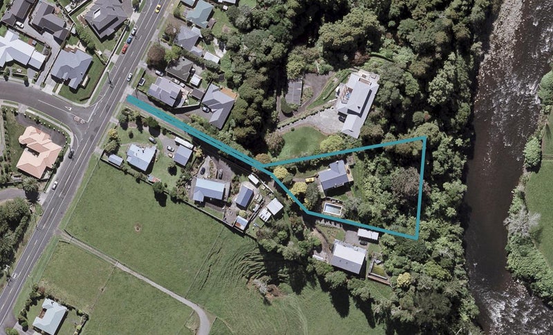 525B Mangorei Road, Highlands Park, New Plymouth - Carousel 1