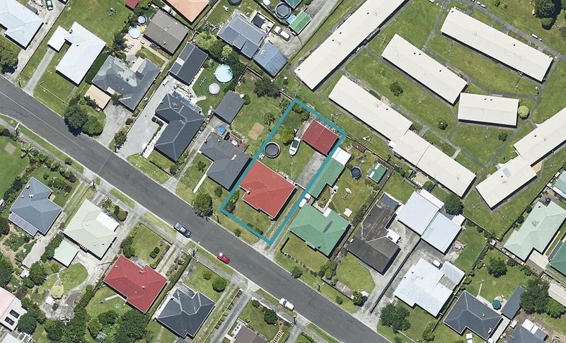 11 Tyrone Street, Greerton, Tauranga - Carousel 1