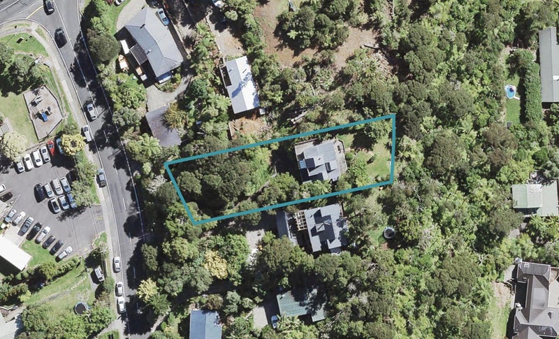 4 Victory Road, Laingholm, Auckland - Carousel 1