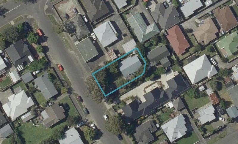 11 Thomson Street, West End, Palmerston North - Carousel 1