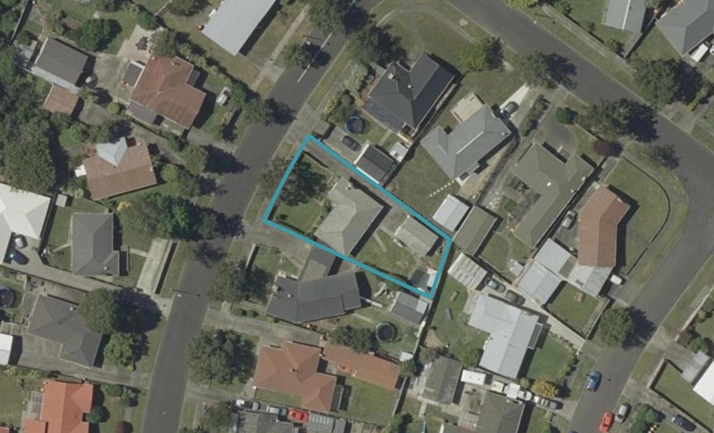 142 Ruamahanga Crescent, Terrace End, Palmerston North - Carousel 1