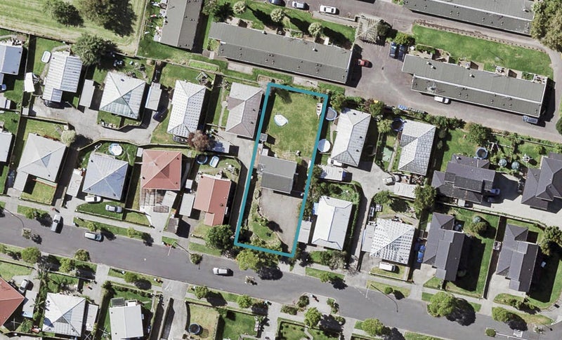 94 Maybury Street, Point England, Auckland - Carousel 1
