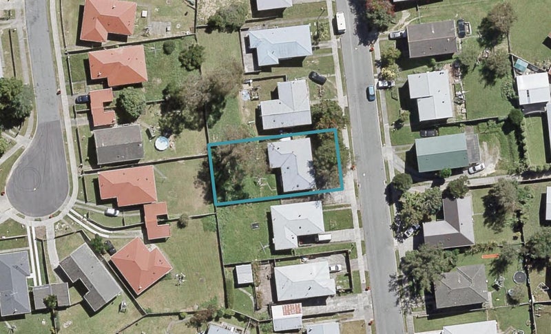 23 Speargrass Grove, Timberlea, Upper Hutt - Carousel 1