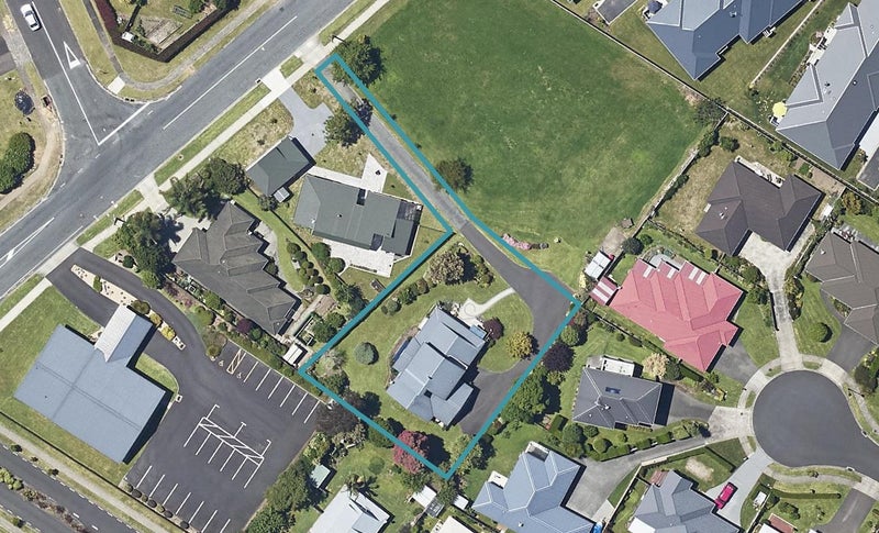 167 Park Road, Katikati, Katikati - Carousel 1