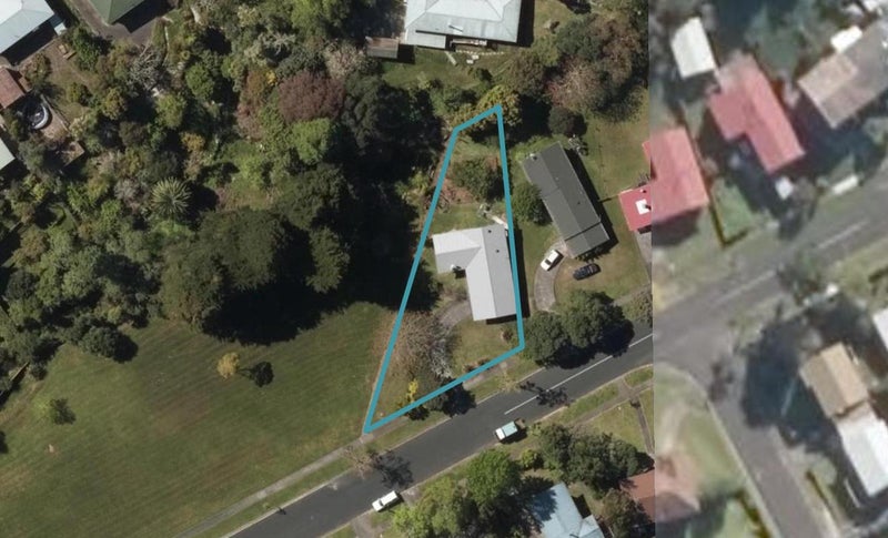 10 Nottingham Road, Onerahi, Whangarei - Carousel 1