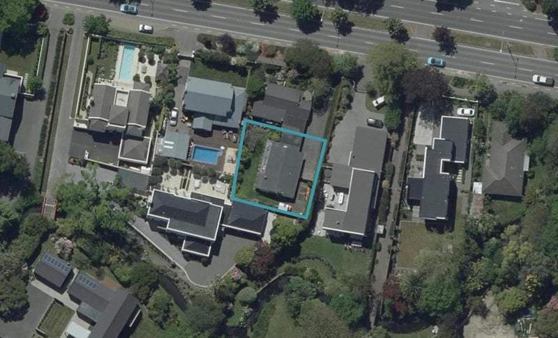 2/83 Fendalton Road, Fendalton, Christchurch - Carousel 1